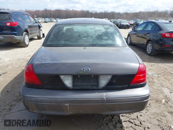 2007 Ford Police Interceptor z VIN 2FAFP71W97X155407, wystawiony jako IAAI lot #41881583 z przebiegiem Nie podano mil oraz . Historia ofert i sprzedaży dostępna na DreamBid. Obrazek 16.