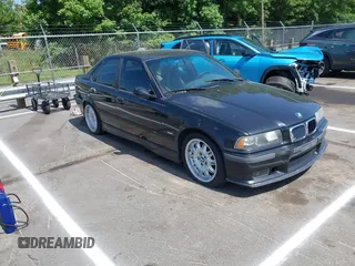 1997 BMW M3 z VIN WBSCD0323VEE11137, wystawiony jako IAAI lot #42547457 z przebiegiem 117 857 mil mil oraz . Historia ofert i sprzedaży dostępna na DreamBid. Obrazek 1.
