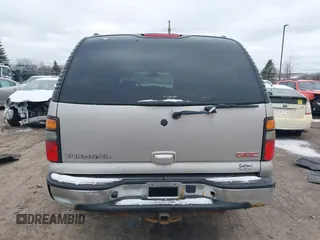 2005 GMC Yukon XL SLT with VIN 3GKEC16Z85G290245, listed as a IAAI auction lot 41709514 with 232,552 mi miles. Bid and sale history available at carsss.com. Image 16.