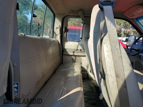 2002 Ford Super Duty F-250 XL with VIN 1FTNX21L82EC48671, listed as a Copart auction lot 74365794 with 0 mi miles and Non Repairable. Bid and sale history available at carsss.com. Image 10.