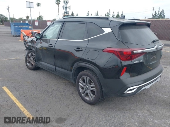 2021 Kia Seltos S with VIN KNDEU2AAXM7146982, listed as a IAAI auction lot 42047526 with 53,024 mi miles and . Bid and sale history available at DreamBid. Image 3.