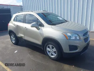 2016 Chevrolet Trax LT with VIN 3GNCJPSB5GL171025, listed as a IAAI auction lot 41663457 with 115,206 mi miles. Bid and sale history available at carsss.com. Image 1.