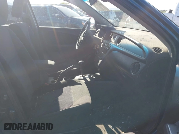 2004 Mitsubishi Outlander z VIN JA4LZ41F44U041155, wystawiony jako IAAI lot #42271924 z przebiegiem 178 492 mil mil oraz . Historia ofert i sprzedaży dostępna na DreamBid. Obrazek 5.