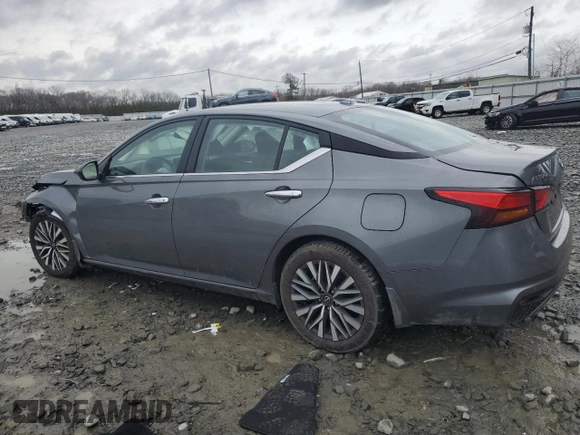 2024 Nissan Altima 2.5 SV with VIN 1N4BL4DV1RN435838, listed as a Copart auction lot 47700445 with 3,157 mi miles and Salvage Title. Bid and sale history available at carsss.com. Image 2.