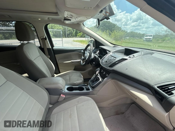 2013 Ford Escape SE with VIN 1FMCU9G95DUD25554, listed as a Copart auction lot 60899985 with Not provided miles and Clean title. Bid and sale history available at DreamBid. Image 5.