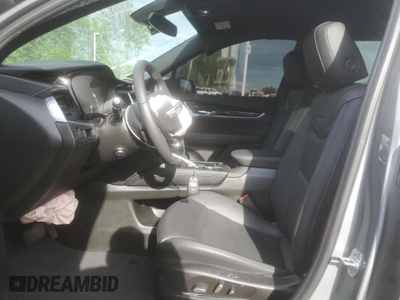 2025 Cadillac XT6 AWD Premium Luxury z VIN 1GYKPDRS8SZ118323, wystawiony jako Copart lot #56156145 z przebiegiem 12 406 mil mil oraz Tytuł czysty. Historia ofert i sprzedaży dostępna na DreamBid. Obrazek 7.