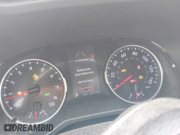 2019 Toyota RAV4 XLE with VIN 2T3P1RFV9KW042278, listed as a IAAI auction lot 42062800 with 62,979 mi miles and . Bid and sale history available at DreamBid. Image 7.