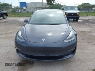 2023 Tesla Model 3 z VIN 5YJ3E1EA6PF435672, wystawiony jako IAAI lot #42375203 z przebiegiem 30 688 mil mil oraz . Historia ofert i sprzedaży dostępna na DreamBid. Obrazek 13.