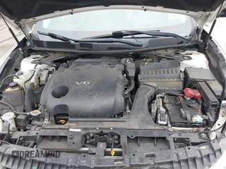 2016 Nissan Maxima SV with VIN 1N4AA6AP3GC426540, listed as a IAAI auction lot 40351972 with 137,928 mi miles and . Bid and sale history available at DreamBid. Image 10.
