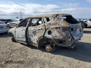 2018 Hyundai Santa Fe 2.4L z VIN 5XYZTDLB1JG523235, wystawiony jako Copart lot #53539235 z przebiegiem Nie podano mil oraz Nie do naprawy • Non repairable. Historia ofert i sprzedaży dostępna na DreamBid. Obrazek 2.