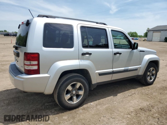 2008 Jeep Liberty Sport z VIN 1J8GN28KX8W265902, wystawiony jako Copart lot #59152005 z przebiegiem 113 905 mil mil oraz Czysty tytuł • Clean title. Historia ofert i sprzedaży dostępna na DreamBid. Obrazek 3.