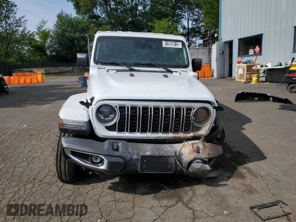 2025 Jeep Wrangler Sahara with VIN 1C4RJXP60SW585413, listed as a Copart auction lot 61955615 with 1,435 mi miles and Clean title. Bid and sale history available at DreamBid. Image 5.