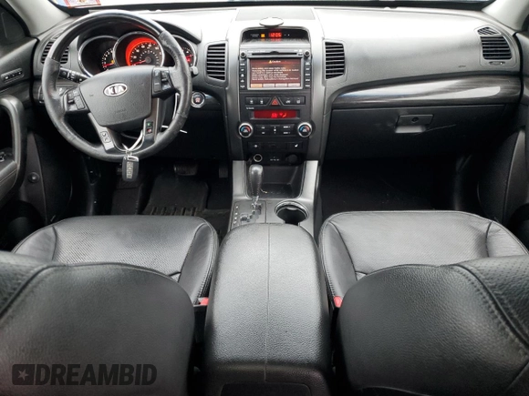 2013 Kia Sorento SX with VIN 5XYKWDA27DG364852, listed as a Copart auction lot 60194635 with 146,829 mi miles and Salvage title. Bid and sale history available at DreamBid. Image 8.