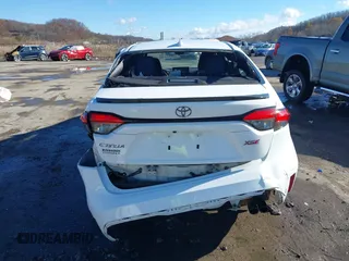 2020 Toyota Corolla XSE with VIN 5YFT4RCE0LP013399, listed as a IAAI auction lot 40812966 with 132,075 mi miles. Bid and sale history available at carsss.com. Image 16.