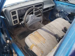 1990 Dodge Dakota "S" with VIN 1B7GL26X6LS678184, listed as a Copart auction lot 43593305 with 210,259 mi miles and Salvage Title. Bid and sale history available at carsss.com. Image 8.