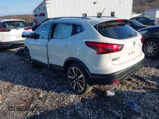 2019 Nissan Rogue S z VIN JN1BJ1CP3KW520748, wystawiony jako IAAI lot #41080393 z przebiegiem 42 117 mil mil oraz . Historia ofert i sprzedaży dostępna na DreamBid. Obrazek 3.