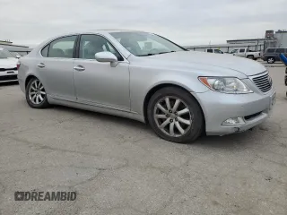 2007 Lexus LS 460 L z VIN JTHGL46F775001036, wystawiony jako Copart lot #53538495 z przebiegiem 133 138 mil mil oraz Szkody całkowita. Historia ofert i sprzedaży dostępna na DreamBid. Obrazek 4.