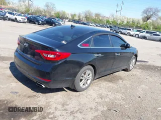 2017 Hyundai Sonata SE with VIN 5NPE24AF1HH493180, listed as a IAAI auction lot 41972109 with 91,293 mi miles and . Bid and sale history available at DreamBid. Image 4.