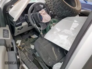 2019 Ford F-150 XL z VIN 1FTEW1EP3KKE75892, wystawiony jako Copart lot #58971945 z przebiegiem 97 454 mil mil oraz Szkoda całkowita • Salvage title. Historia ofert i sprzedaży dostępna na DreamBid. Obrazek 8.