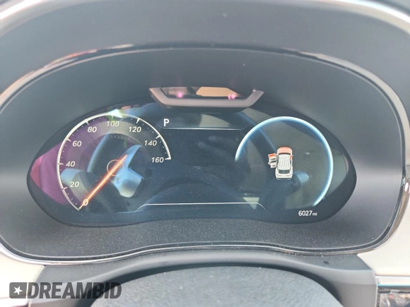 2025 Genesis GV70 Sport with VIN 5NMMCDTC1SH021996, listed as a Copart auction lot 61080575 with 6,027 mi miles and Salvage title. Bid and sale history available at DreamBid. Image 9.