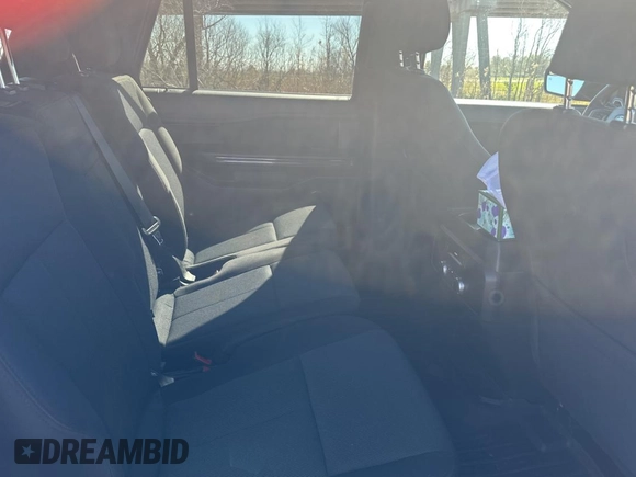 2019 Ford Expedition XL z VIN 1FMJU1GT1KEA12447, wystawiony jako Copart lot #47216725 z przebiegiem 93 974 mil mil oraz Czysty tytuł • Clean title. Historia ofert i sprzedaży dostępna na DreamBid. Obrazek 6.