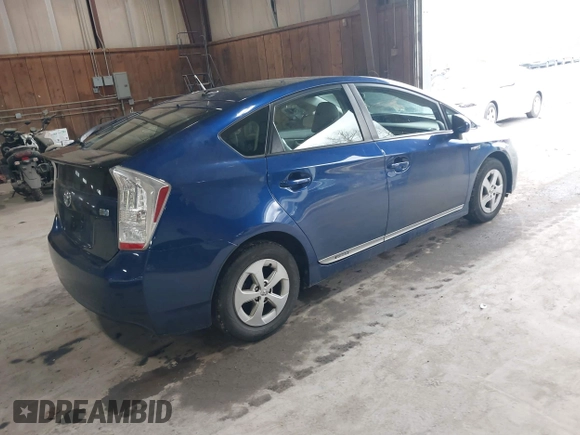 2010 Toyota Prius II with VIN JTDKN3DUXA0197379, listed as a IAAI auction lot 41915351 with 239,945 mi miles. Bid and sale history available at carsss.com. Image 4.