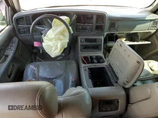2003 GMC Yukon SLT with VIN 1GKEK13T83J116948, listed as a Copart auction lot 69048594 with 0 mi miles and Salvage Title. Bid and sale history available at carsss.com. Image 8.