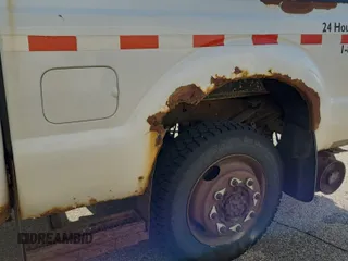 2011 Ford F-350 Platinum с VIN 1FT7W3B60BEB77928, выставлен на аукционе IAAI как лот 42626946 с пробегом 429 347 миль миль и . История ставок и продаж доступна на DreamBid. Изображение 58.
