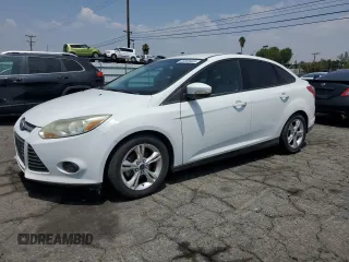 2014 Ford Focus SE with VIN 1FADP3F2XEL112632, listed as a Copart auction lot 55689465 with 135,170 mi miles and Salvage Title. Bid and sale history available at carsss.com. Image 1.