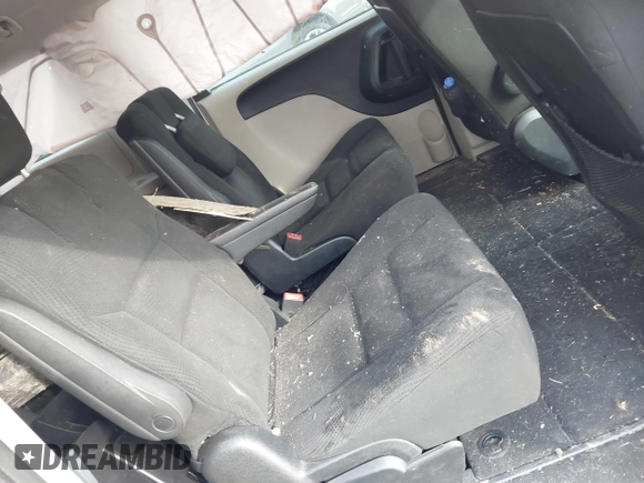 2015 Dodge Grand Caravan SE with VIN 2C4RDGBG8FR612296, listed as a IAAI auction lot 42112920 with 137,023 mi miles and . Bid and sale history available at DreamBid. Image 8.