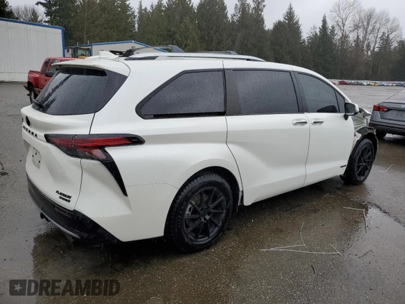 2021 Toyota Sienna Limited with VIN 5TDESKFC6MS026358, listed as a Copart auction lot 46102215 with 36,710 mi miles and Salvage Title. Bid and sale history available at DreamBid. Image 3.