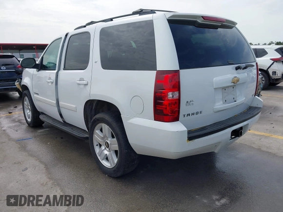 2008 Chevrolet Tahoe 1LT с VIN 1GNFC13018R133979, выставлен на аукционе IAAI как лот 42608904 с пробегом 261 711 миль миль и . История ставок и продаж доступна на DreamBid. Изображение 3.
