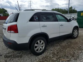 2013 Kia Sorento LX with VIN 5XYKTCA65DG344637, listed as a Copart auction lot 58009115 with 168,314 mi miles and Salvage title. Bid and sale history available at DreamBid. Image 3.