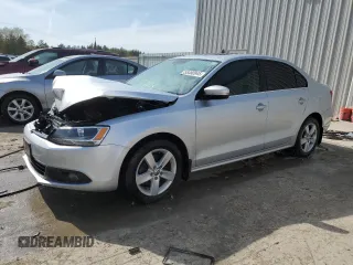 2012 Volkswagen Jetta TDI with VIN 3VWLL7AJ4CM404759, listed as a Copart auction lot 55480945 with 118,539 mi miles and Clean title. Bid and sale history available at DreamBid. Image 1.