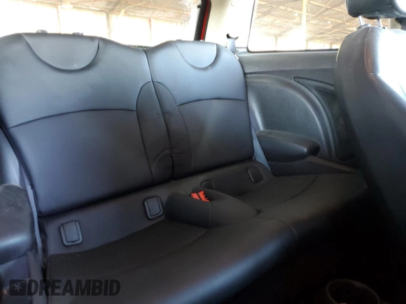 2012 MINI Hardtop with VIN WMWSU3C5XCT261853, listed as a Copart auction lot 49980285 with 110,638 mi miles and Salvage Title. Bid and sale history available at DreamBid. Image 10.