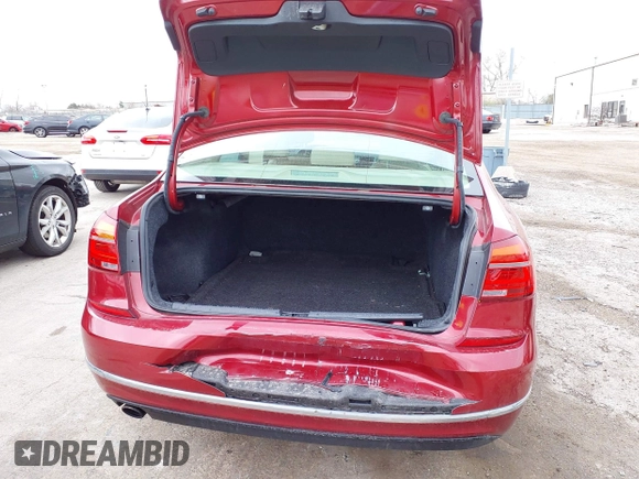 2016 Volkswagen Passat SE с VIN 1VWBT7A3XGC055174, выставлен на аукционе IAAI как лот 42021961 с пробегом 88 165 миль миль и . История ставок и продаж доступна на DreamBid. Изображение 6.