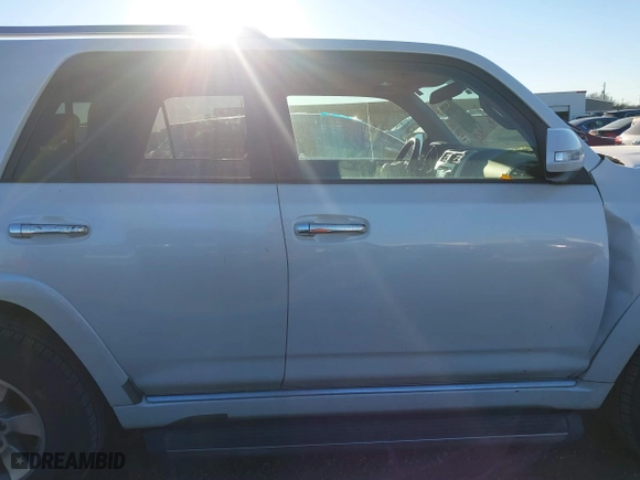2011 Toyota 4Runner SR5 with VIN JTEZU5JR4B5019223, listed as a IAAI auction lot 41251726 with 157,173 mi miles. Bid and sale history available at carsss.com. Image 14.