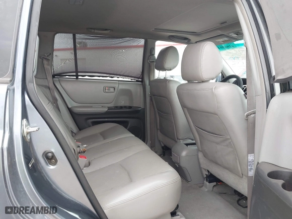 2007 Toyota Highlander with VIN JTEHP21A570190188, listed as a IAAI auction lot 41665640 with 328,585 mi miles. Bid and sale history available at carsss.com. Image 8.