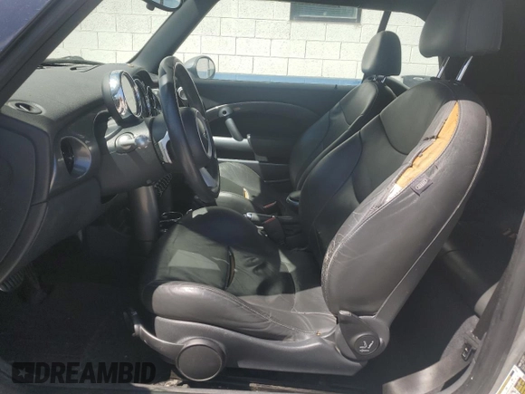 2006 MINI Convertible S with VIN WMWRH33526TL93755, listed as a Copart auction lot 57830835 with Not provided miles and Clean title. Bid and sale history available at DreamBid. Image 7.