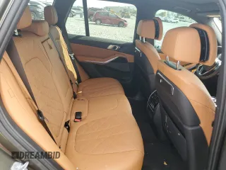 2024 BMW X5 xDrive50e z VIN 5UX43EU07R9S85366, wystawiony jako Copart lot #54894225 z przebiegiem 21 712 mil mil oraz Szkody całkowita. Historia ofert i sprzedaży dostępna na DreamBid. Obrazek 11.