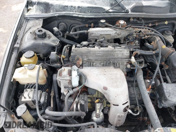 1998 Toyota Camry LE z VIN 4T1BG22K7WU236334, wystawiony jako IAAI lot #41662673 z przebiegiem 182 960 mil mil oraz . Historia ofert i sprzedaży dostępna na DreamBid. Obrazek 6.