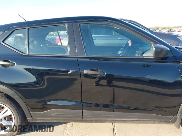 2020 Nissan Kicks S z VIN 3N1CP5BV1LL556133, wystawiony jako IAAI lot #40462262 z przebiegiem 39 750 mil mil oraz . Historia ofert i sprzedaży dostępna na DreamBid. Obrazek 13.