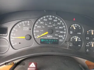 2000 Chevrolet Silverado 1500 LS with VIN 2GCEC19T4Y1323841, listed as a Copart auction lot 53665575 with 170,812 mi miles and Clean Title. Bid and sale history available at carsss.com. Image 9.
