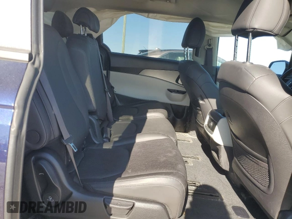 2024 Kia Carnival LX with VIN KNDNB4H3XR6329482, listed as a Copart auction lot 72380314 with 10,899 mi miles and Salvage Title. Bid and sale history available at carsss.com. Image 11.
