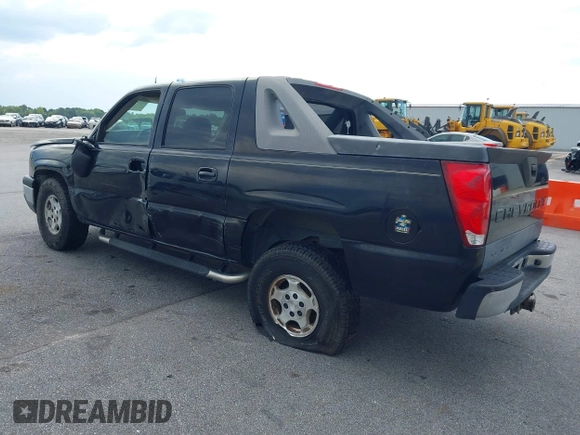 2005 Chevrolet Avalanche LS with VIN 3GNEC12Z25G223620, listed as a IAAI auction lot 42278098 with 263,073 mi miles and . Bid and sale history available at DreamBid. Image 3.