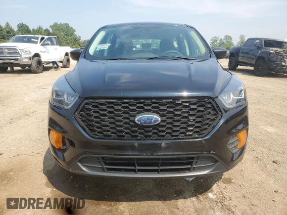 2017 Ford Escape S with VIN 1FMCU0F76HUB39927, listed as a Copart auction lot 59584245 with 68,117 mi miles and Salvage title. Bid and sale history available at DreamBid. Image 5.