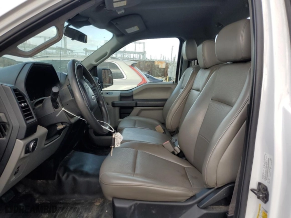 2019 Ford F-150 XL with VIN 1FTMF1CB8KKE15514, listed as a Copart auction lot 50569195 with 40,484 mi miles and Salvage Title. Bid and sale history available at carsss.com. Image 7.