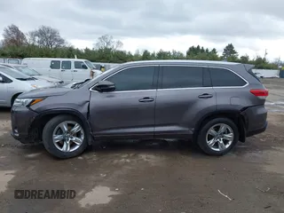 2019 Toyota Highlander Limited with VIN 5TDDZRFH0KS964865, listed as a IAAI auction lot 42032349 with 142,811 mi miles and . Bid and sale history available at DreamBid. Image 6.