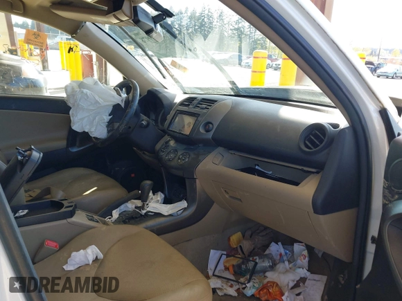 2010 Toyota RAV4 Ltd with VIN 2T3DK4DV2AW016447, listed as a IAAI auction lot 42039978 with Not Provided miles. Bid and sale history available at carsss.com. Image 5.