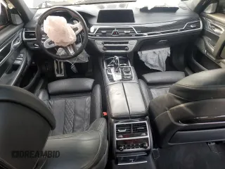 2017 BMW 7 Series with VIN WBA7H6C32HG614368, listed as a Copart auction lot 50607035 with 69,567 mi miles and Salvage title. Bid and sale history available at DreamBid. Image 8.